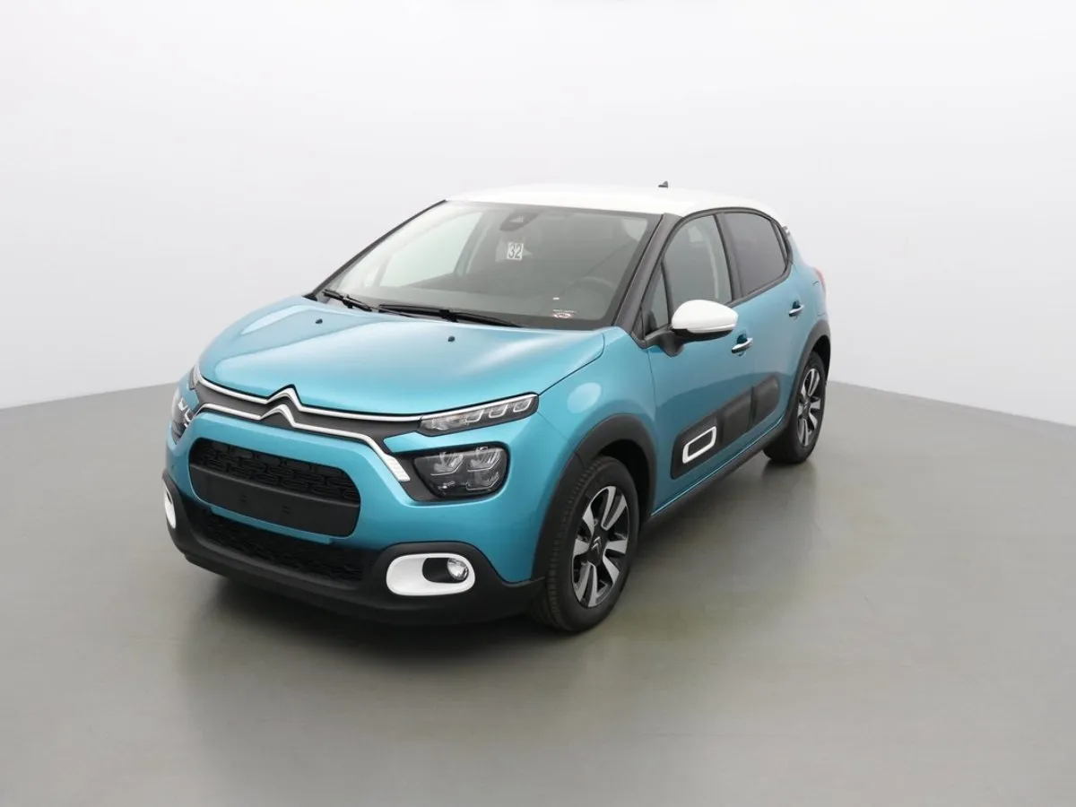 Citroen C3 PURETECH 110 SHINE Image 1